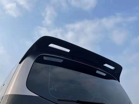 MERCEDES W447 VITO IÇIN UYUMLU AERO KIT (TAVAN RAYI-SPOILER-MOON VISOR)